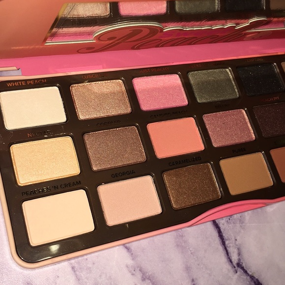 Too Faced SWEET PEACH Eyeshadow Palette β¨New ππ - Picture 4 of 7